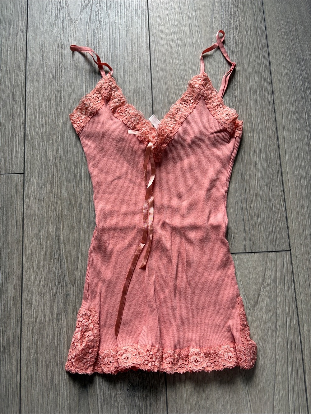 Vintage 2000s Coral Lace Trim Cami